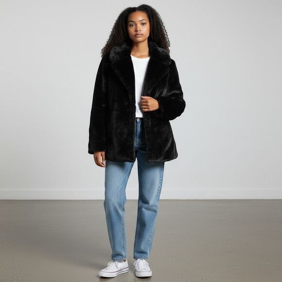Unbranded Jackets & Blazers - Women's Plush Faux Fur Collared Jacket